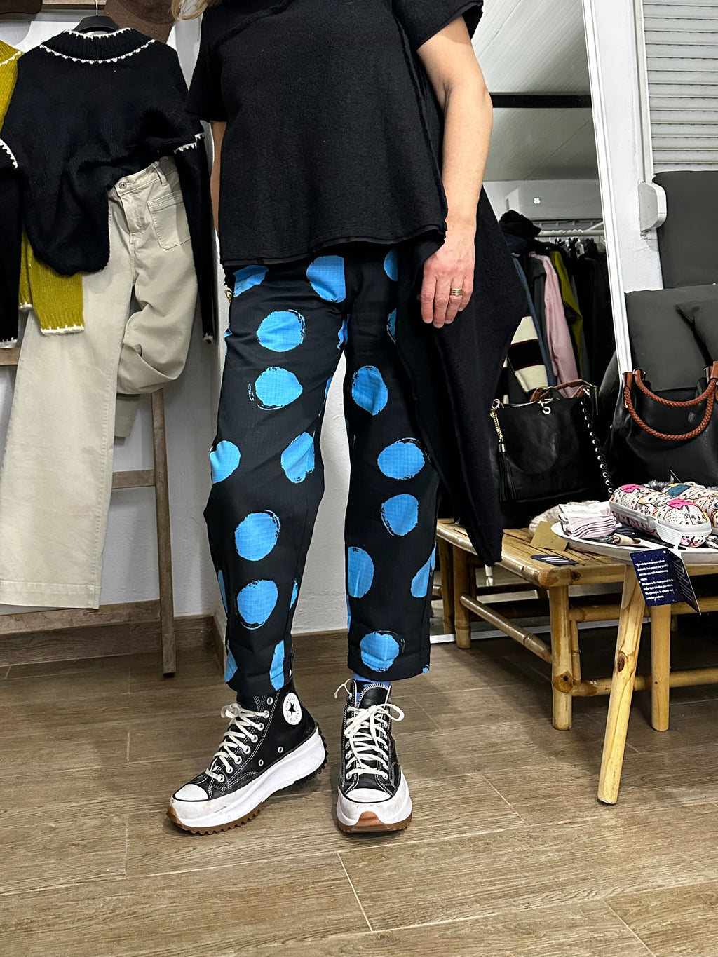 Pantalón lunares azul
