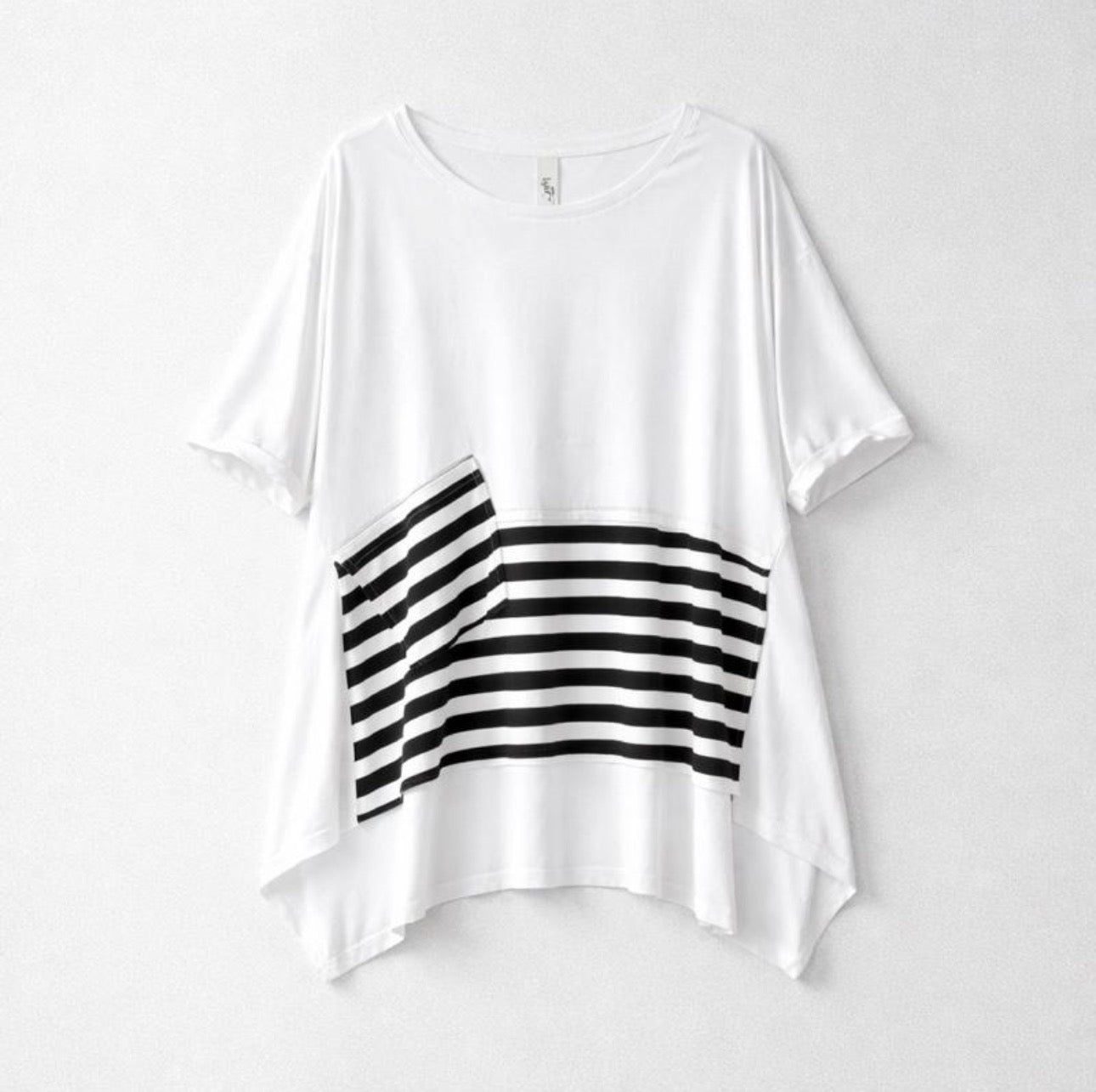 Camiseta 158 asimétrica