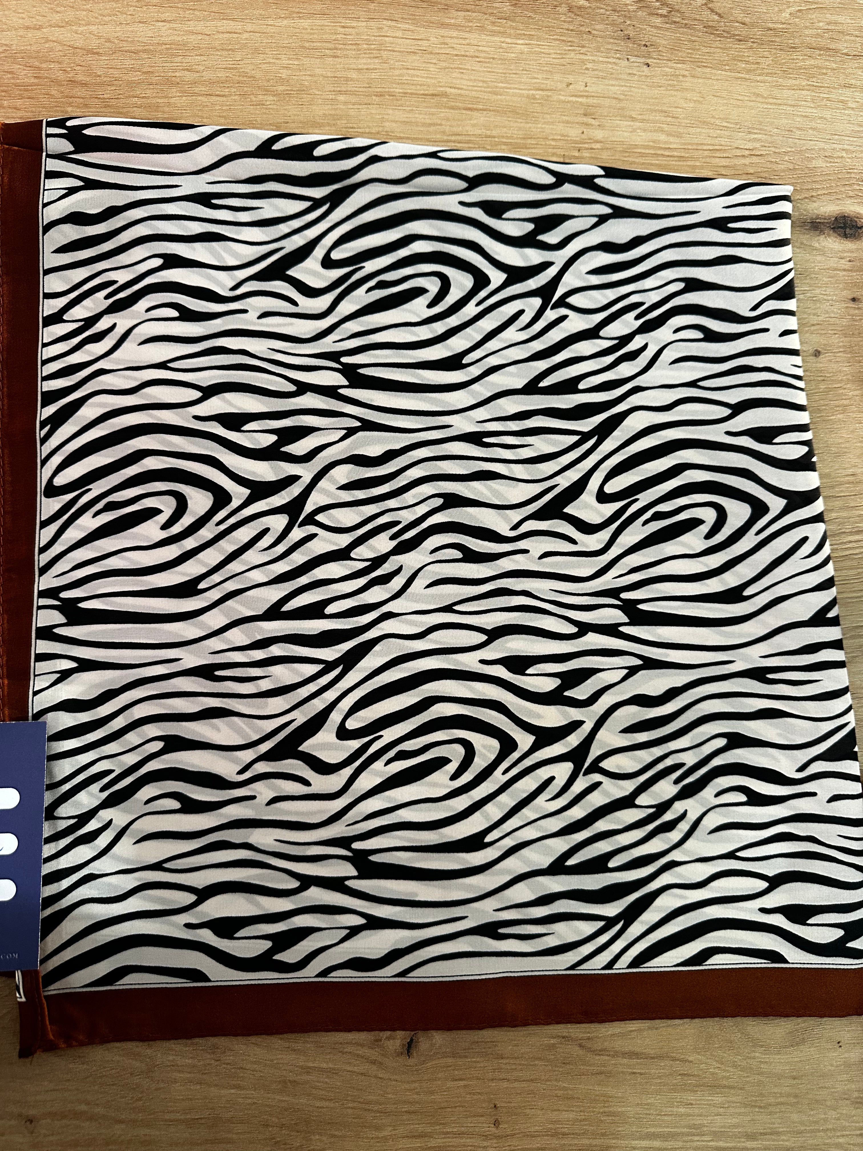 Pañuelo animal print