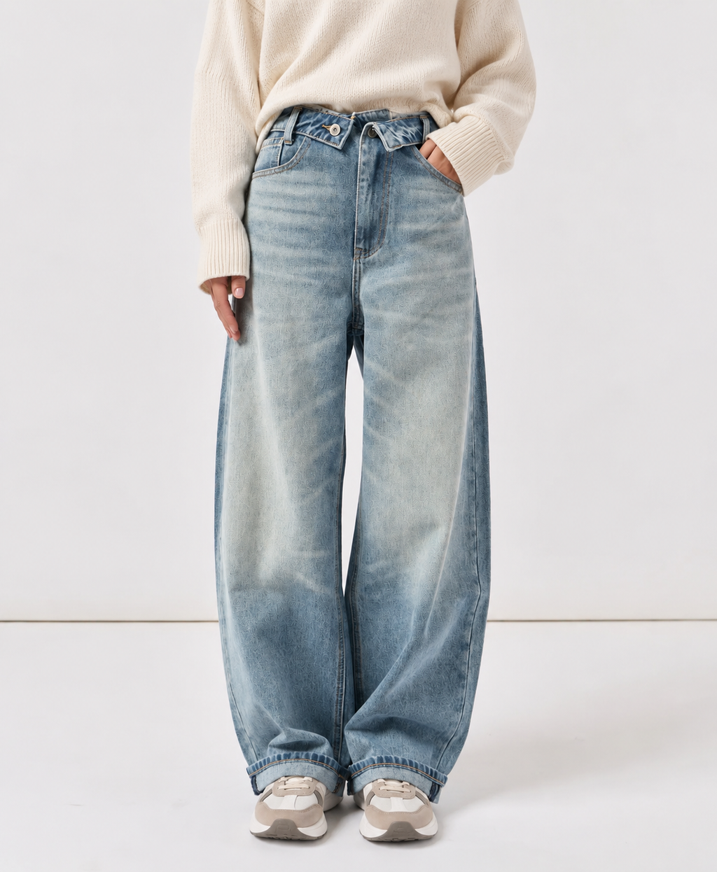 Pantalón vaquero solapa